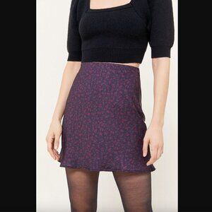 Urban Outfitters Rosa Black & Burgundy Floral Satin Mini Skirt S